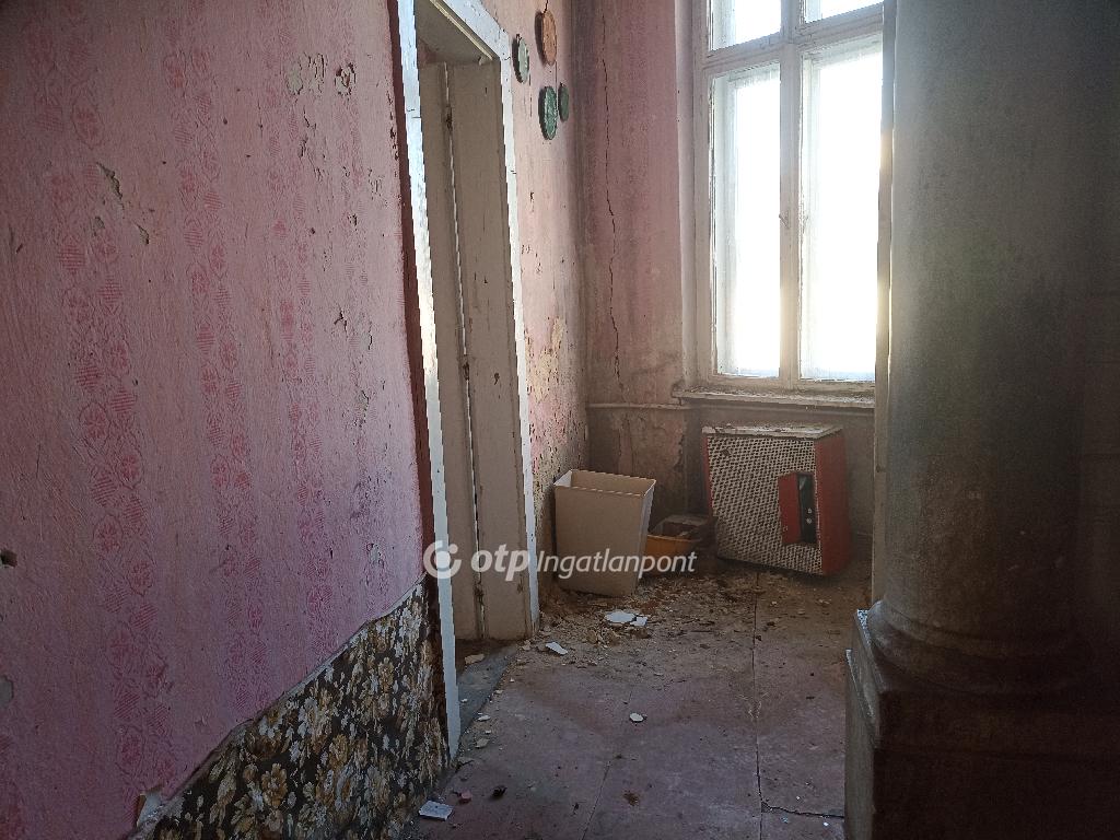 5 Szoba, tégla Építésű, 155 nm - AADAT.propertyImage (48)