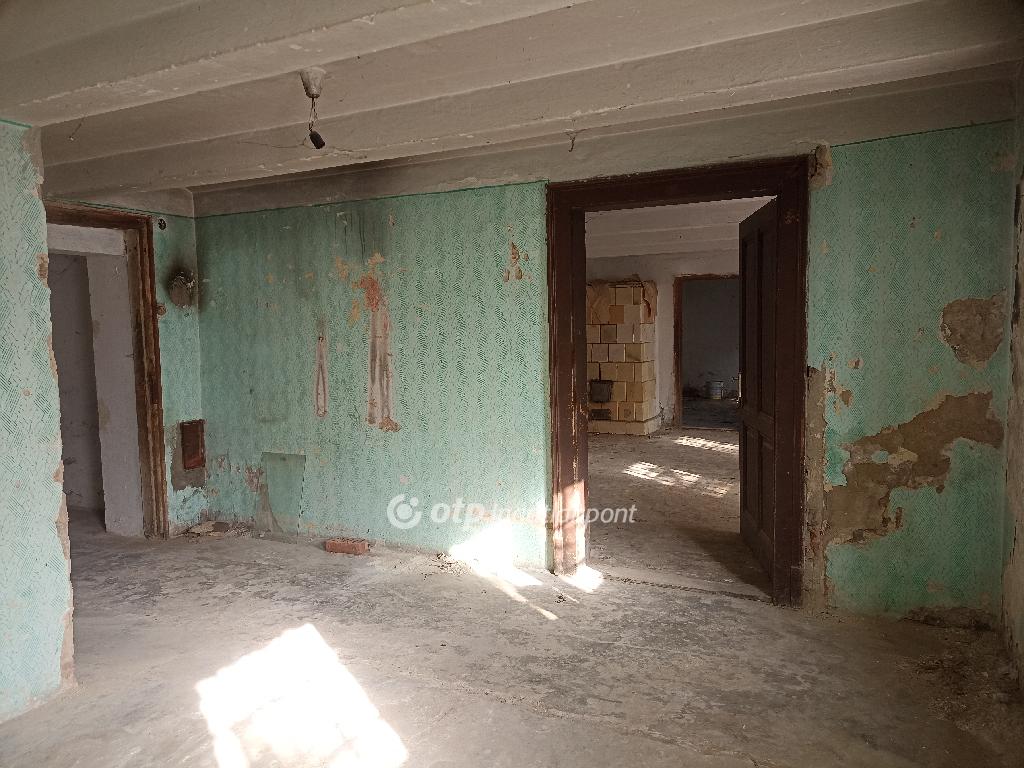 5 Szoba, tégla Építésű, 155 nm - AADAT.propertyImage (55)