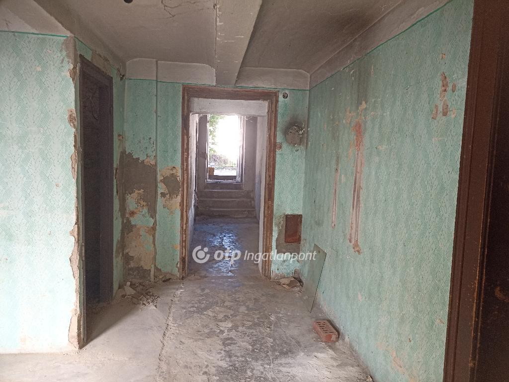 5 Szoba, tégla Építésű, 155 nm - AADAT.propertyImage (58)