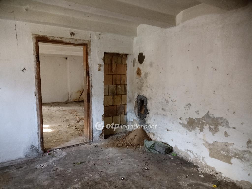 5 Szoba, tégla Építésű, 155 nm - AADAT.propertyImage (59)