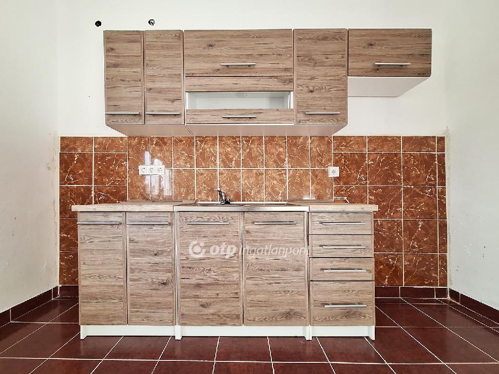 2 Szoba, tégla Építésű, 76 nm - AADAT.propertyImage (5)