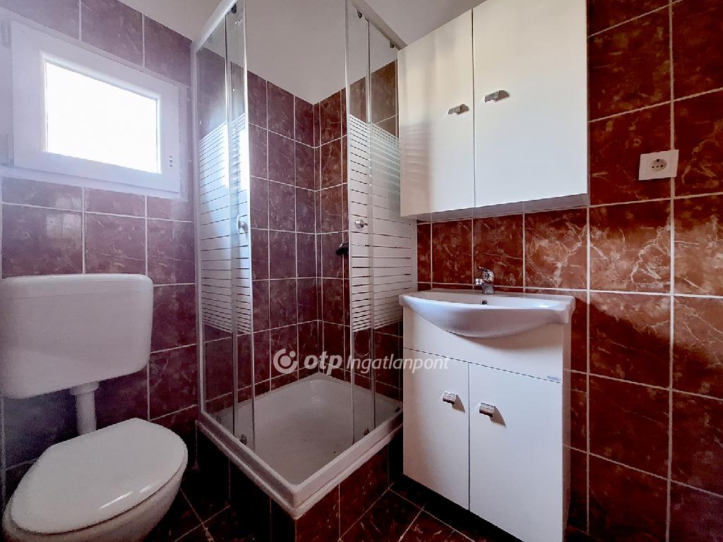 2 Szoba, tégla Építésű, 76 nm - AADAT.propertyImage (7)