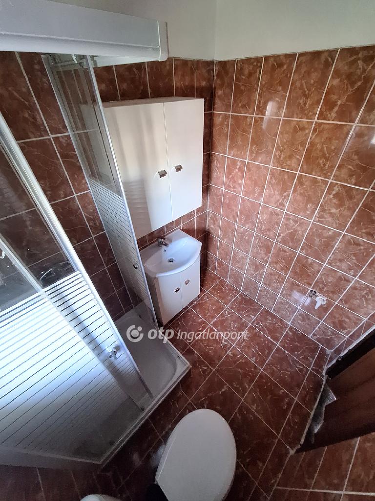 2 Szoba, tégla Építésű, 76 nm - AADAT.propertyImage (9)