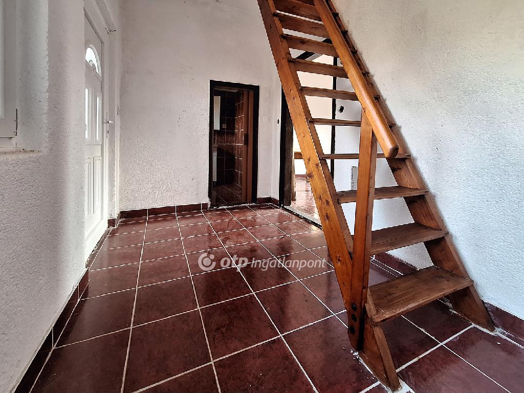 2 Szoba, tégla Építésű, 76 nm - AADAT.propertyImage (10)