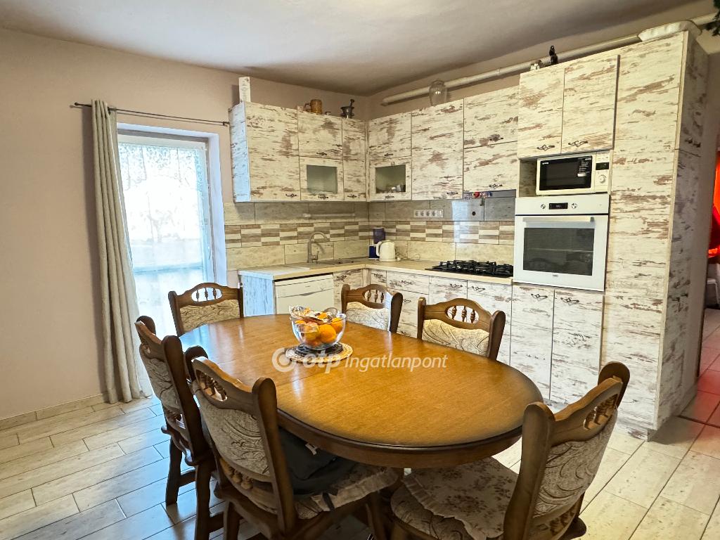 2 Szoba, vegyes falazat, 87 nm - AADAT.propertyImage (11)