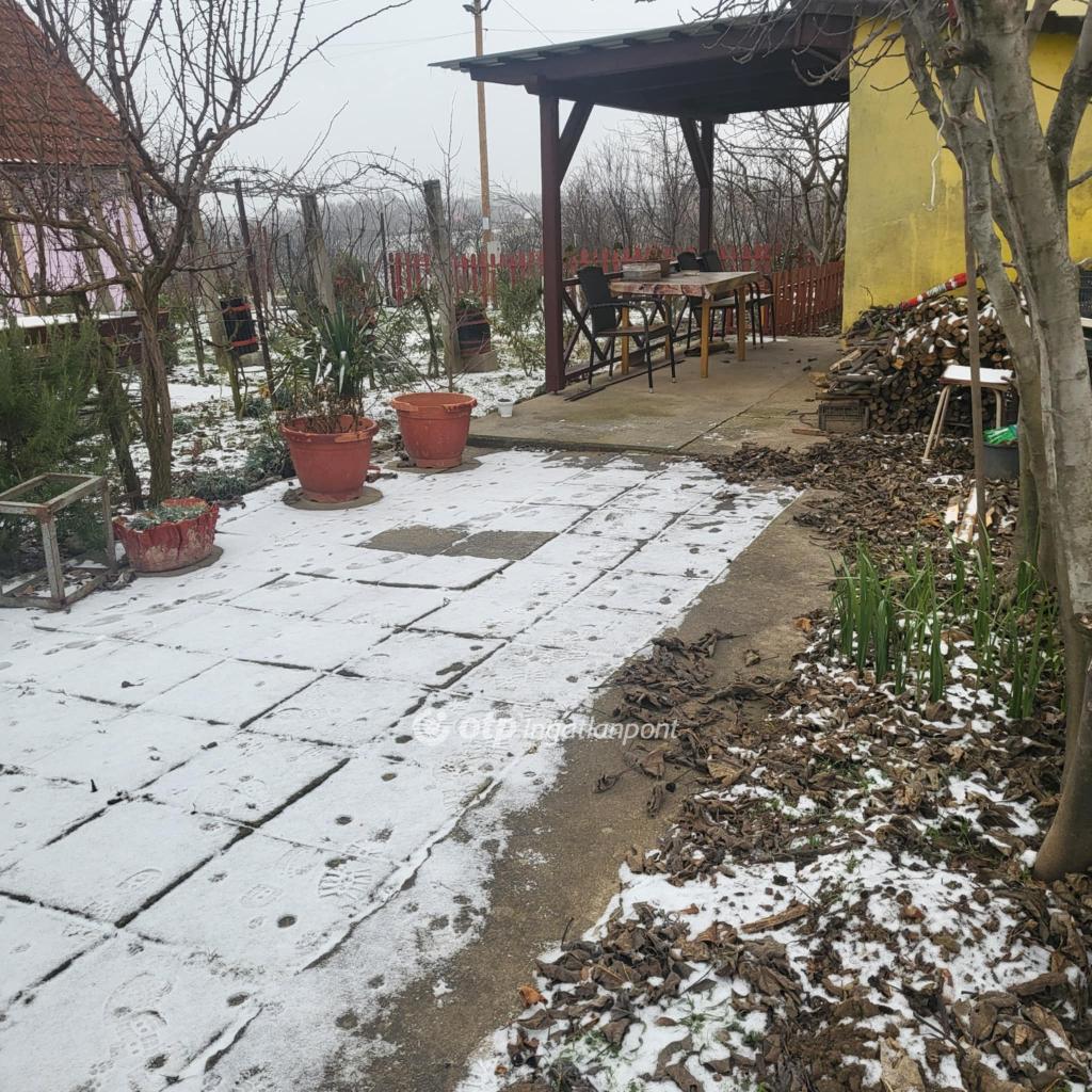 2 Szoba, tégla Építésű, 65 nm - AADAT.propertyImage (27)