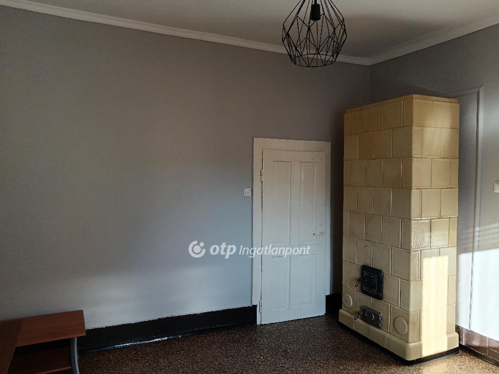 Eladó családi ház, Biri, 5. kép