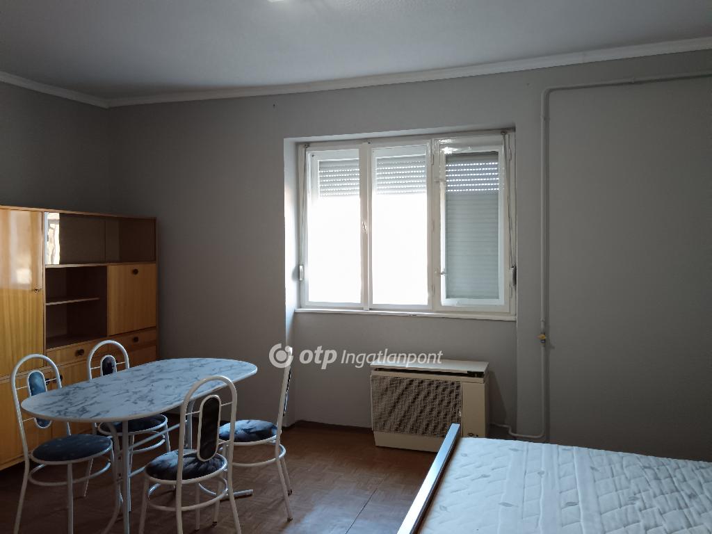 Eladó családi ház, Biri, 6. kép