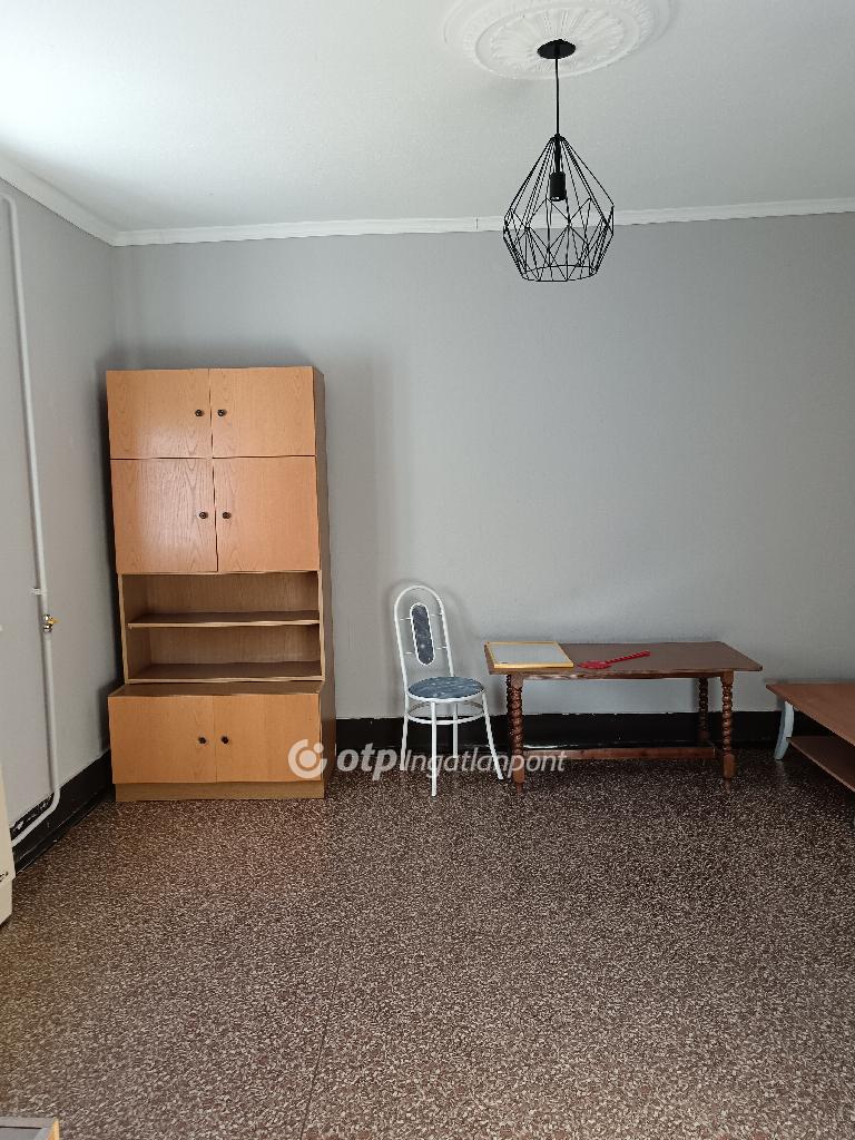 Eladó családi ház, Biri, 7. kép