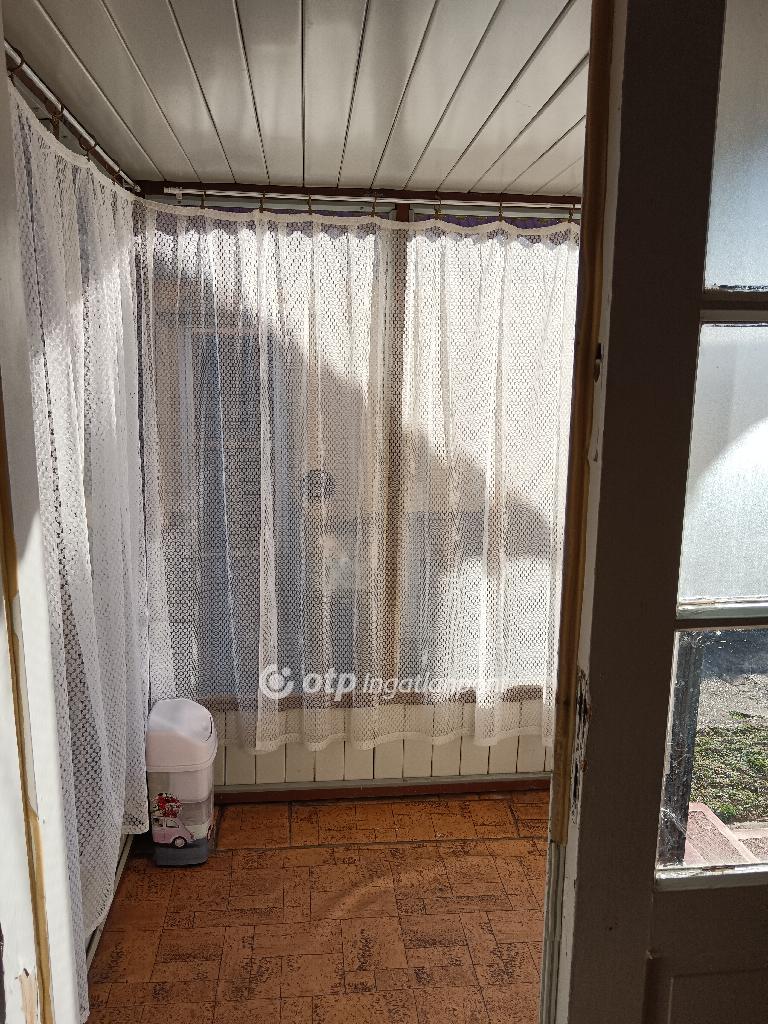Eladó családi ház, Biri, 10. kép