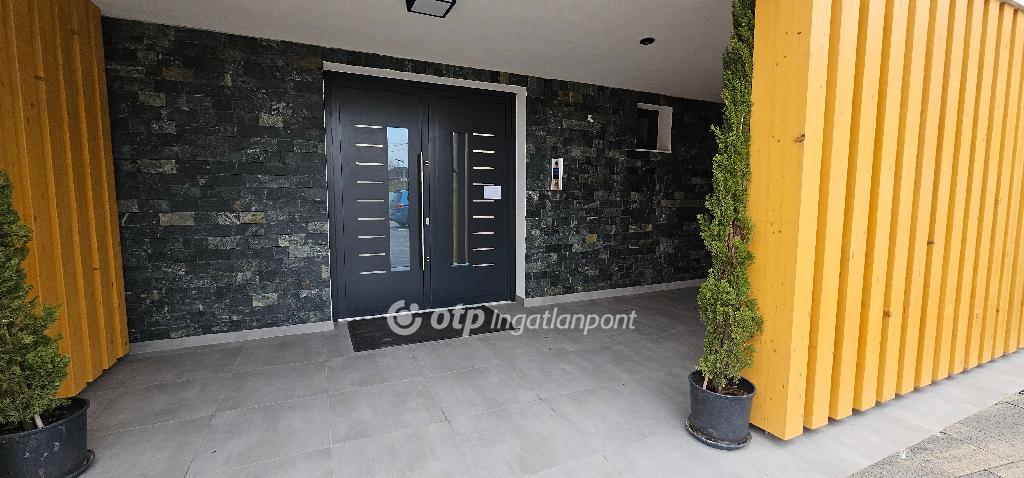 3 Szoba, tégla Építésű, 93.74 nm - AADAT.propertyImage (19)