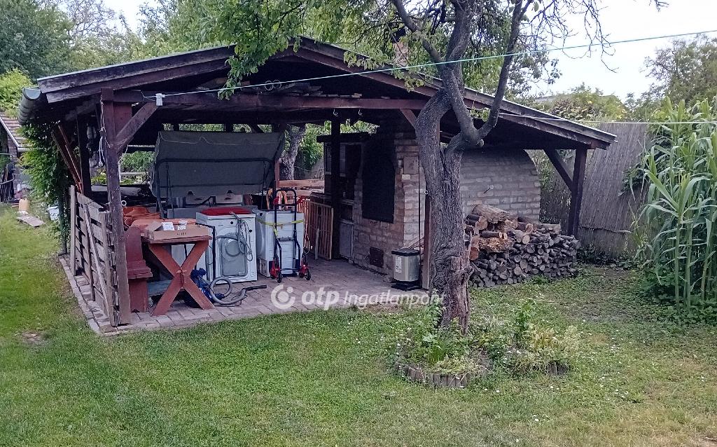 9+2 Szoba, tégla Építésű, 242 nm - AADAT.propertyImage (20)