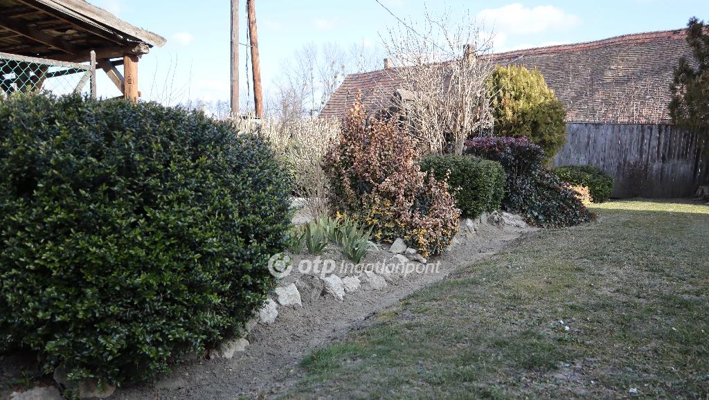 2 Szoba, vegyes falazat, 80 nm - AADAT.propertyImage (33)