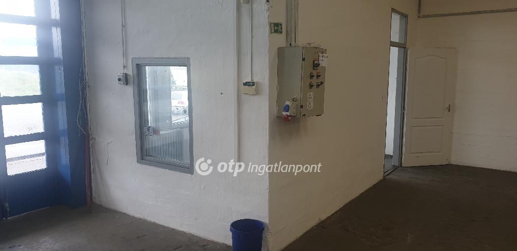 900 nm - AADAT.propertyImage (6)