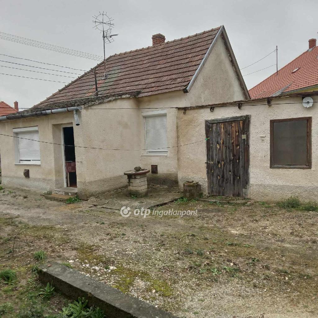 1+1 Szoba, vegyes falazat, 35 nm - AADAT.propertyImage (1)