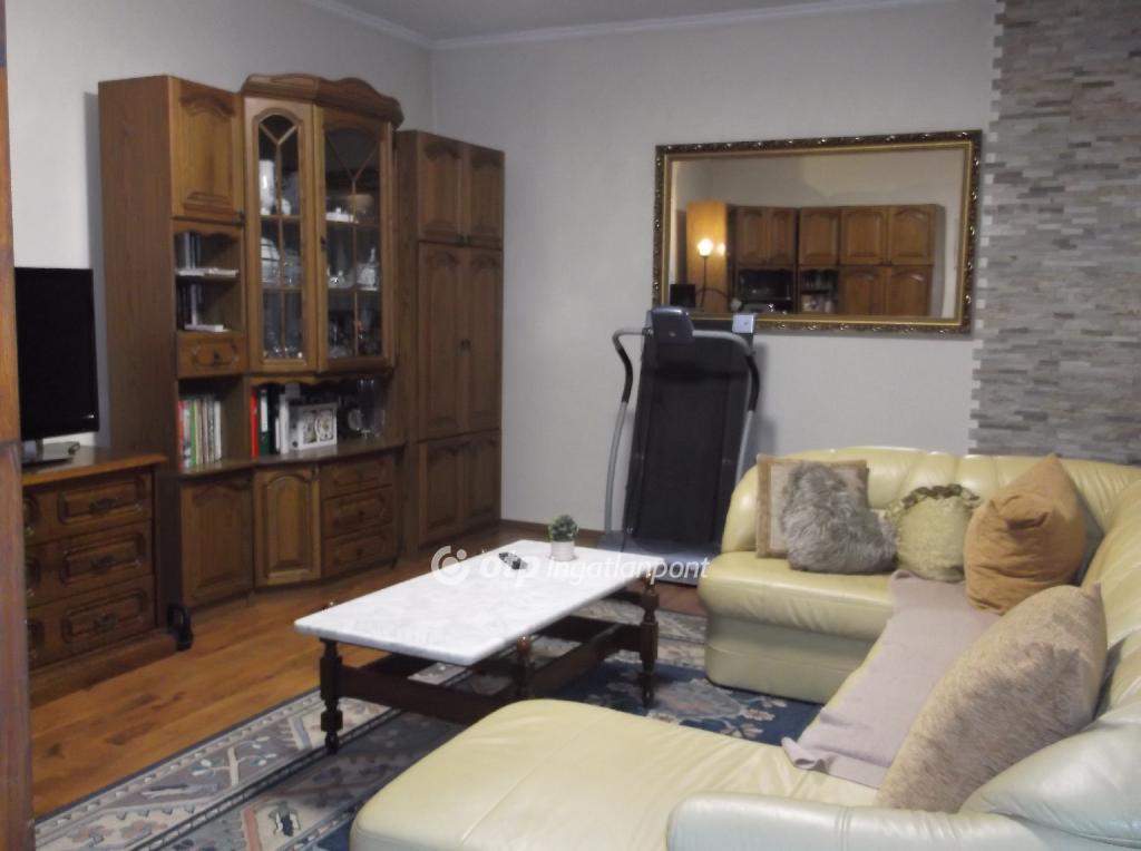 4 Szoba, vegyes falazat, 206 nm - AADAT.propertyImage (23)