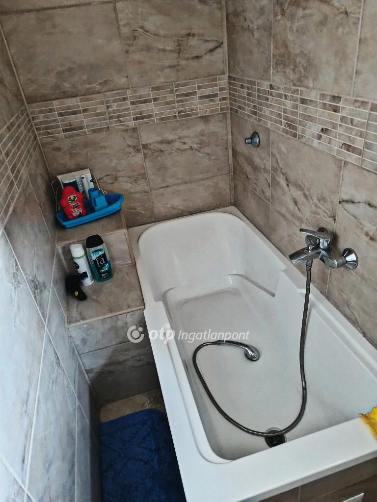 2+1 Szoba, tégla Építésű, 70 nm - AADAT.propertyImage (14)