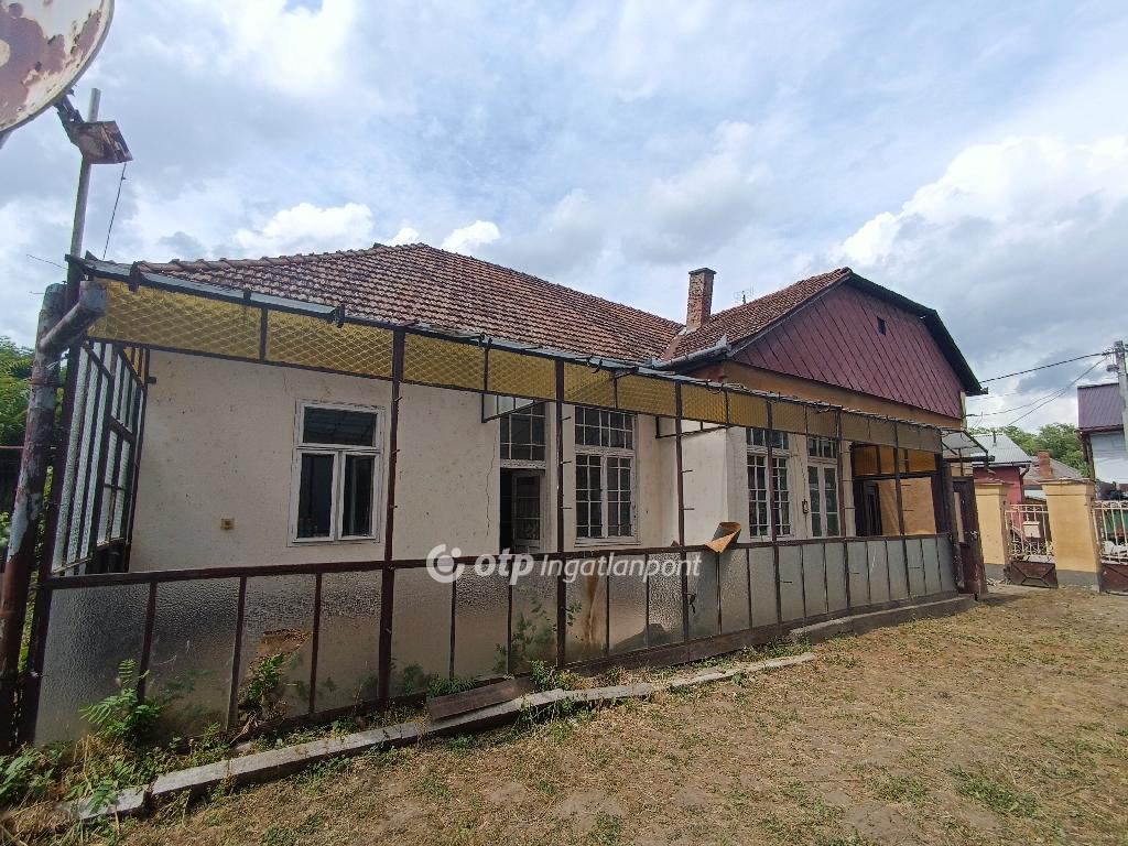 Eladó családi ház, Kisvárda, 2. kép