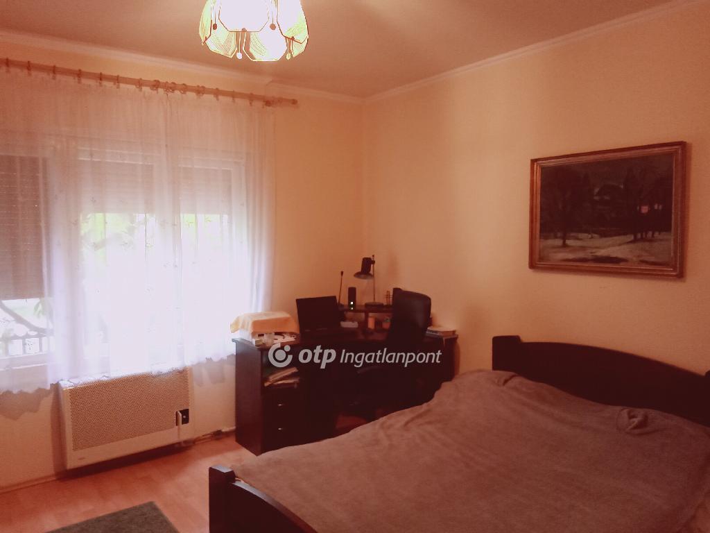 Eladó családi ház, Tarpa, 7. kép