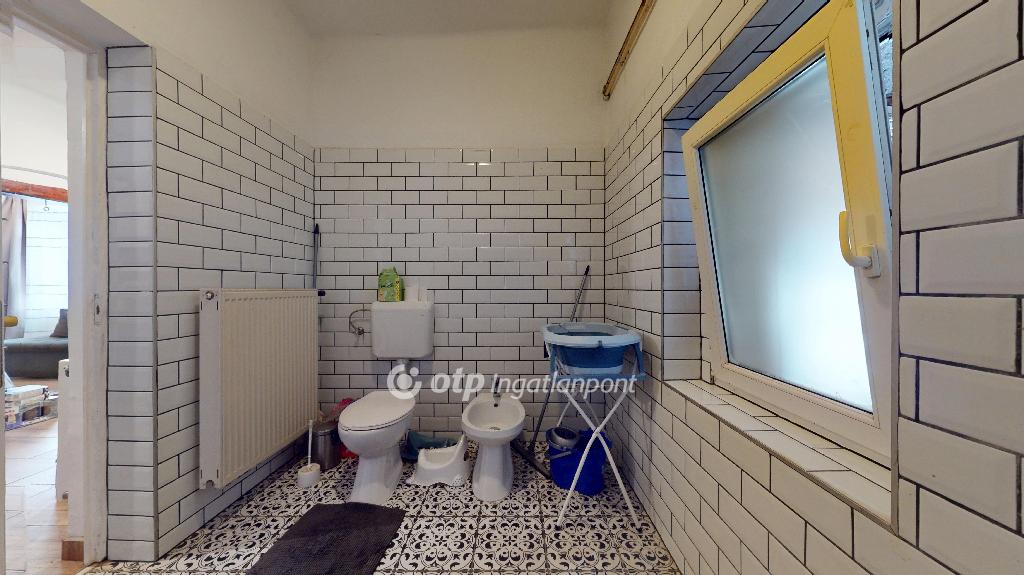 Eladó családi ház, Beszterec, 18. kép