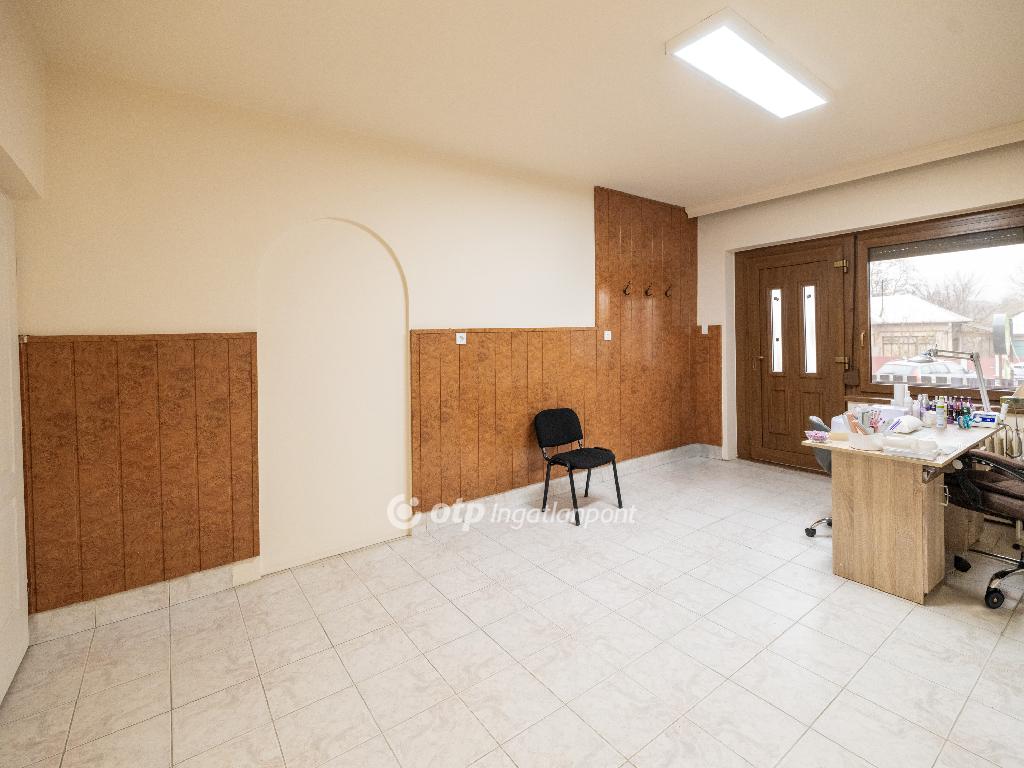 Eladó családi ház, Újfehértó, 34. kép