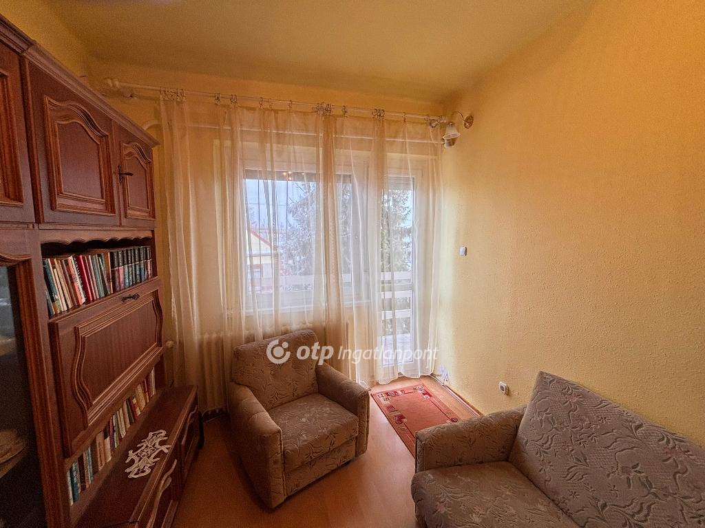 Eladó családi ház, Tiszavasvári, 8. kép