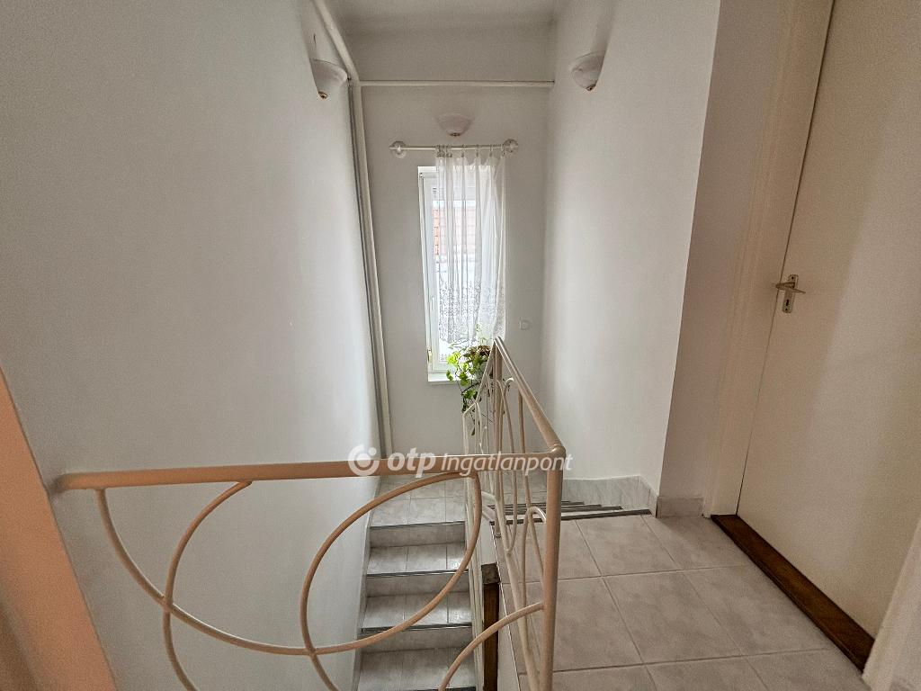 Eladó családi ház, Tiszavasvári, 6. kép