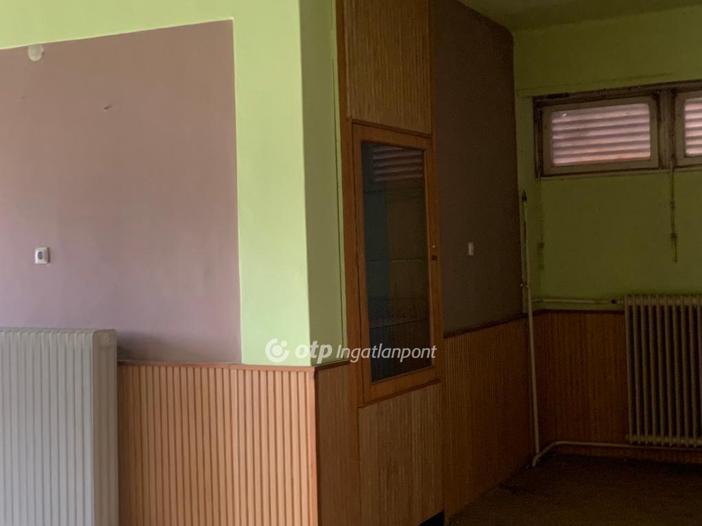 Eladó üzlethelyiség, Tiszavasvári, 14. kép