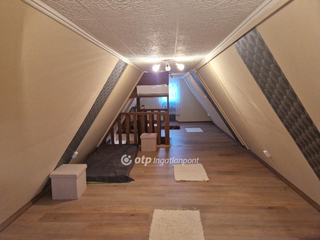 Eladó családi ház, Levelek, 14. kép