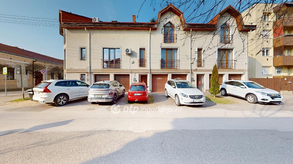 Eladó családi ház, Nyíregyháza, 30. kép