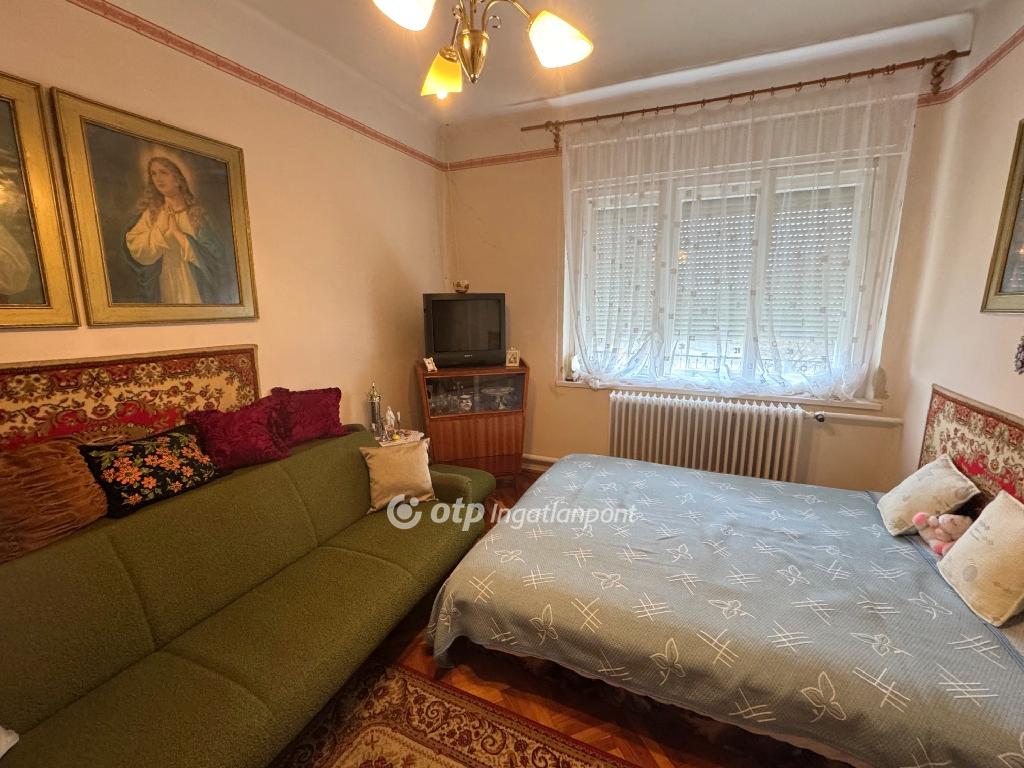 Eladó családi ház, Nyírkarász, 3. kép