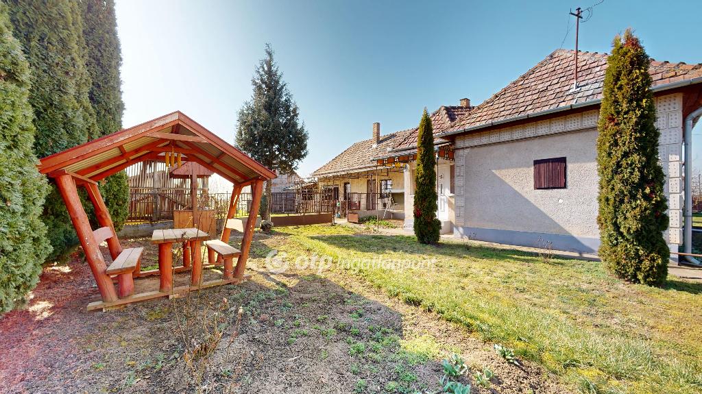 Eladó családi ház, Porcsalma, 27. kép