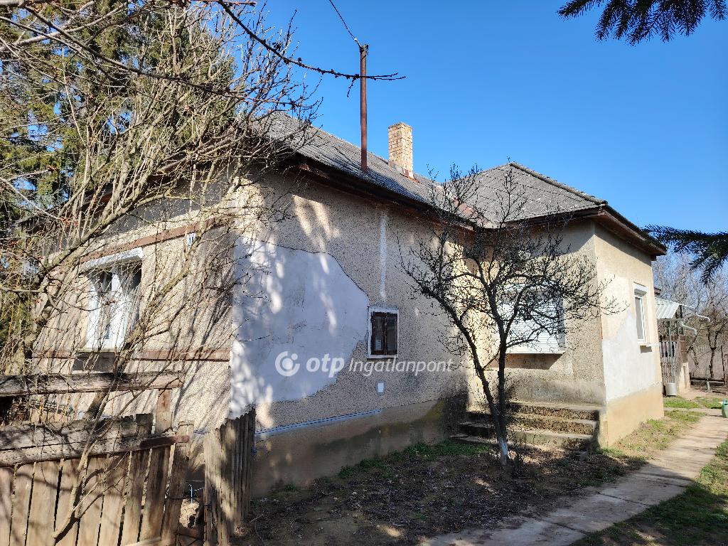 Eladó családi ház, Kisvarsány, 4. kép
