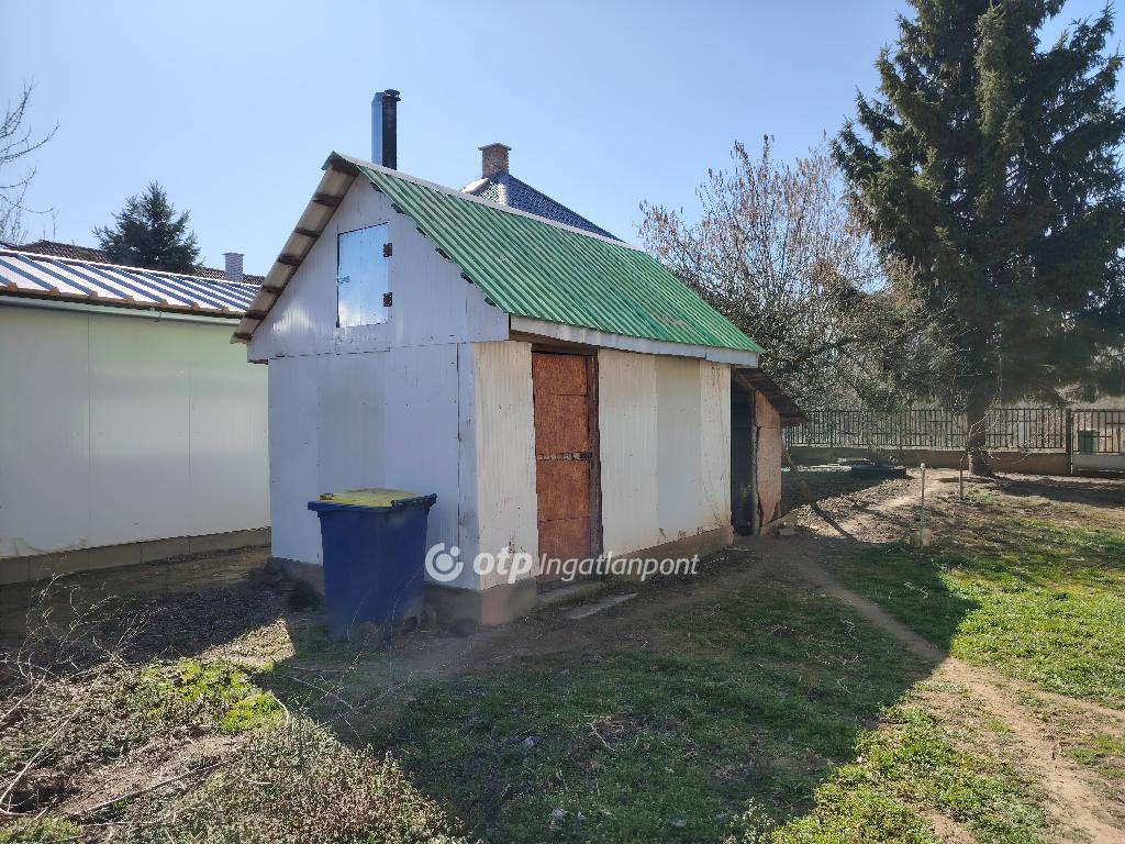 Eladó családi ház, Kisvarsány, 12. kép
