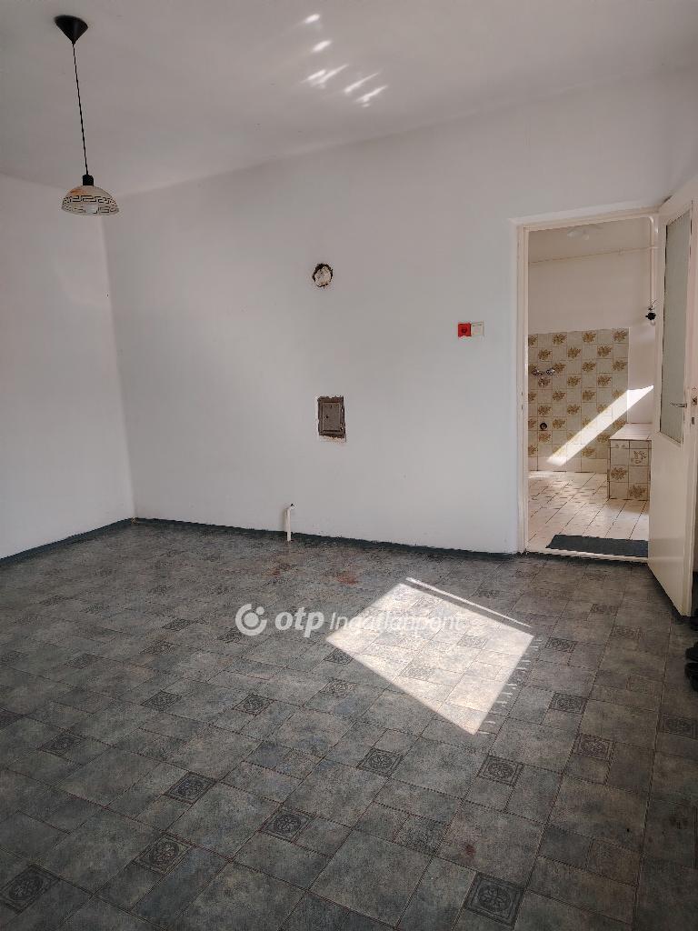 Eladó családi ház, Kisvarsány, 22. kép