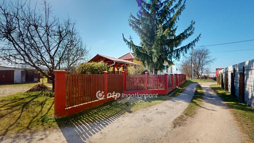 Eladó családi ház, Nyírbátor
