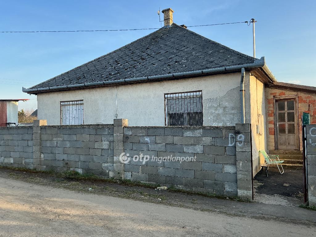 Eladó családi ház, Nagykálló