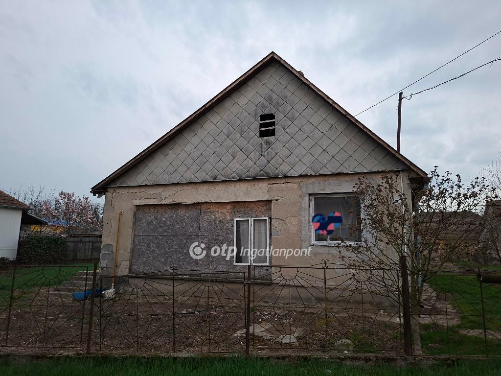 Eladó családi ház, Tiszavasvári, 2. kép