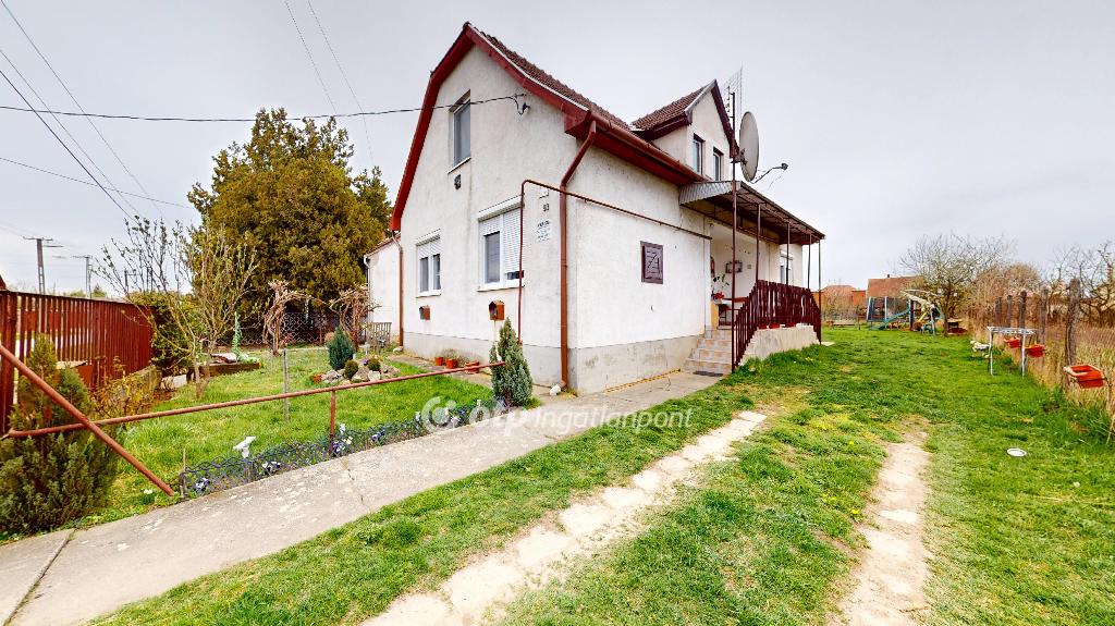Eladó családi ház, Csenger, 27. kép
