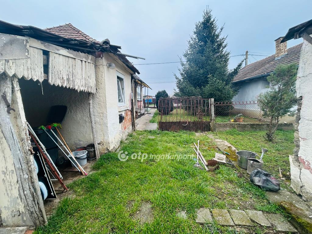 Eladó családi ház, Ibrány, 13. kép