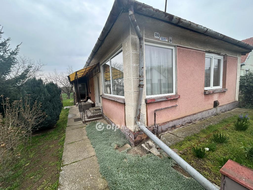 Eladó családi ház, Ibrány, 10. kép