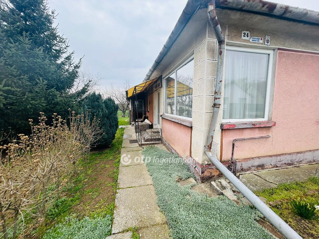 Eladó családi ház, Ibrány, 11. kép