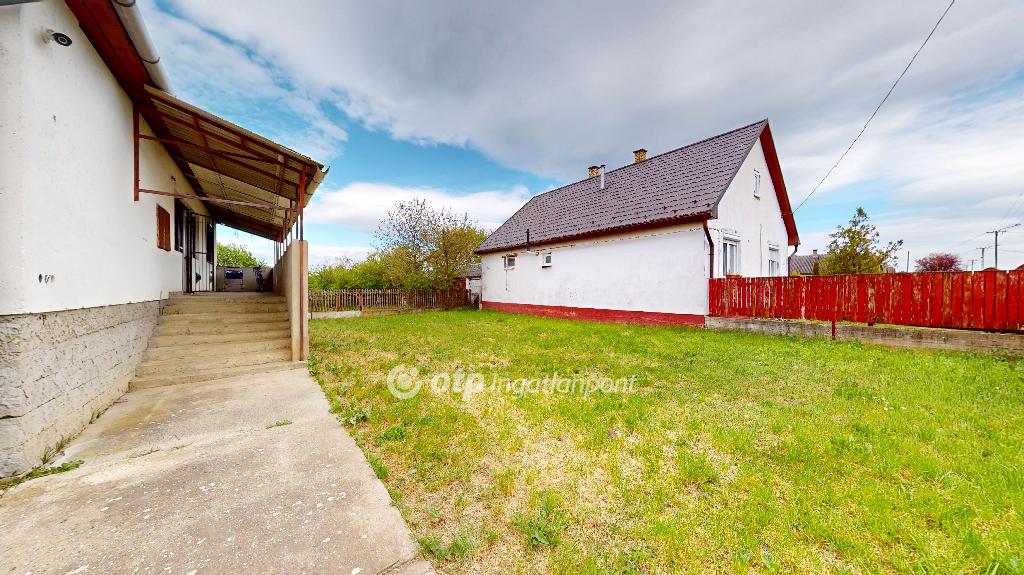 Eladó családi ház, Olcsva, 16. kép