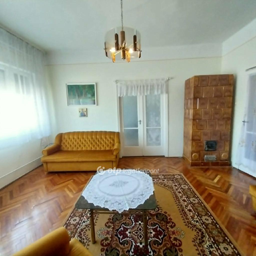 Eladó családi ház, Balkány, 5. kép
