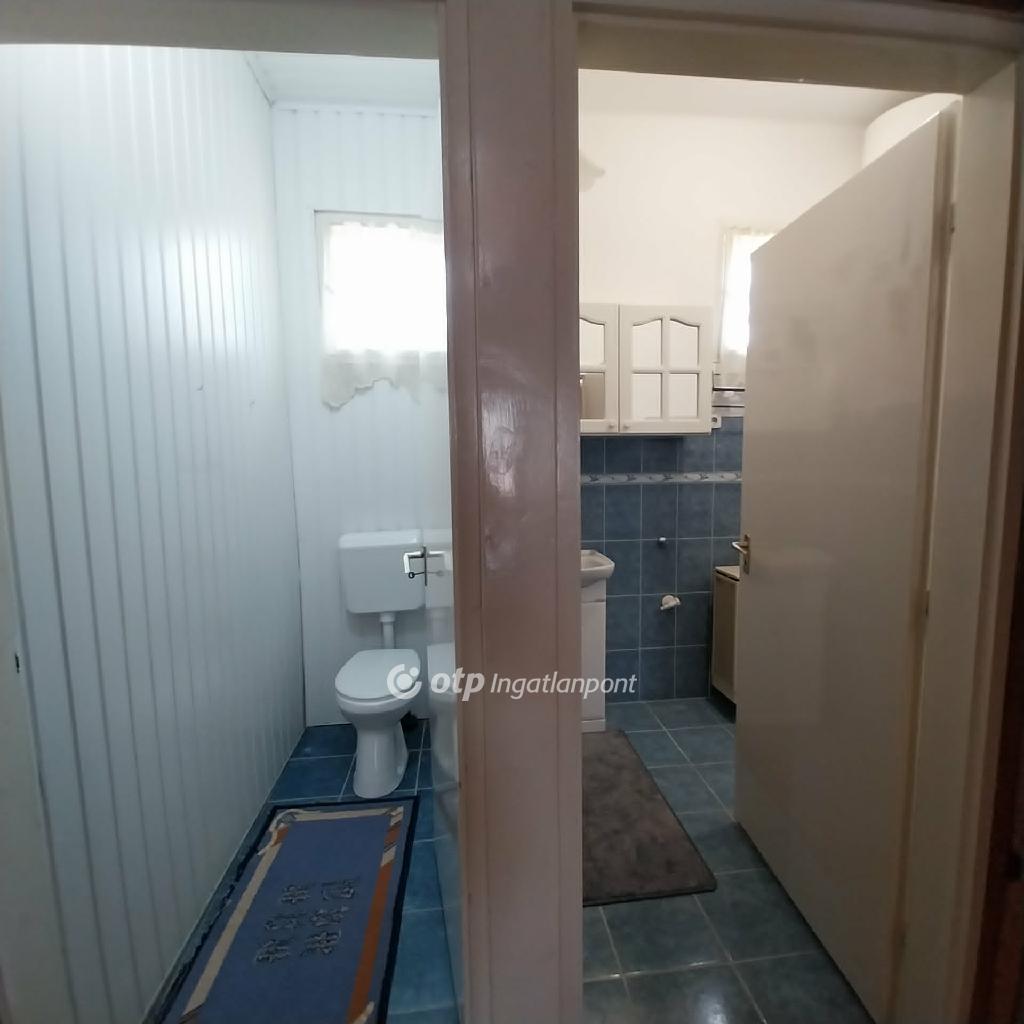 Eladó családi ház, Balkány, 8. kép