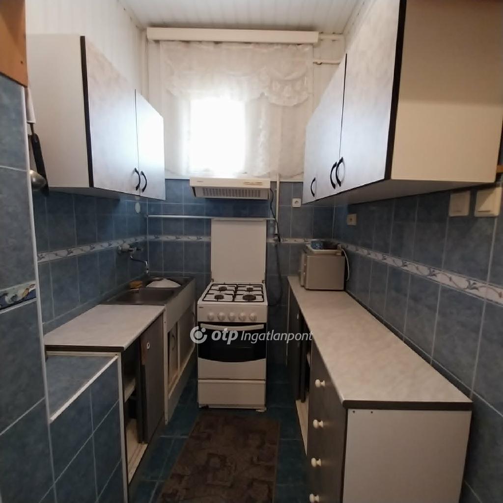 Eladó családi ház, Balkány, 7. kép