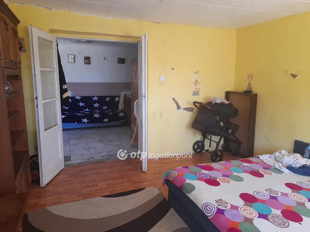 Eladó családi ház, Ajak, 5. kép
