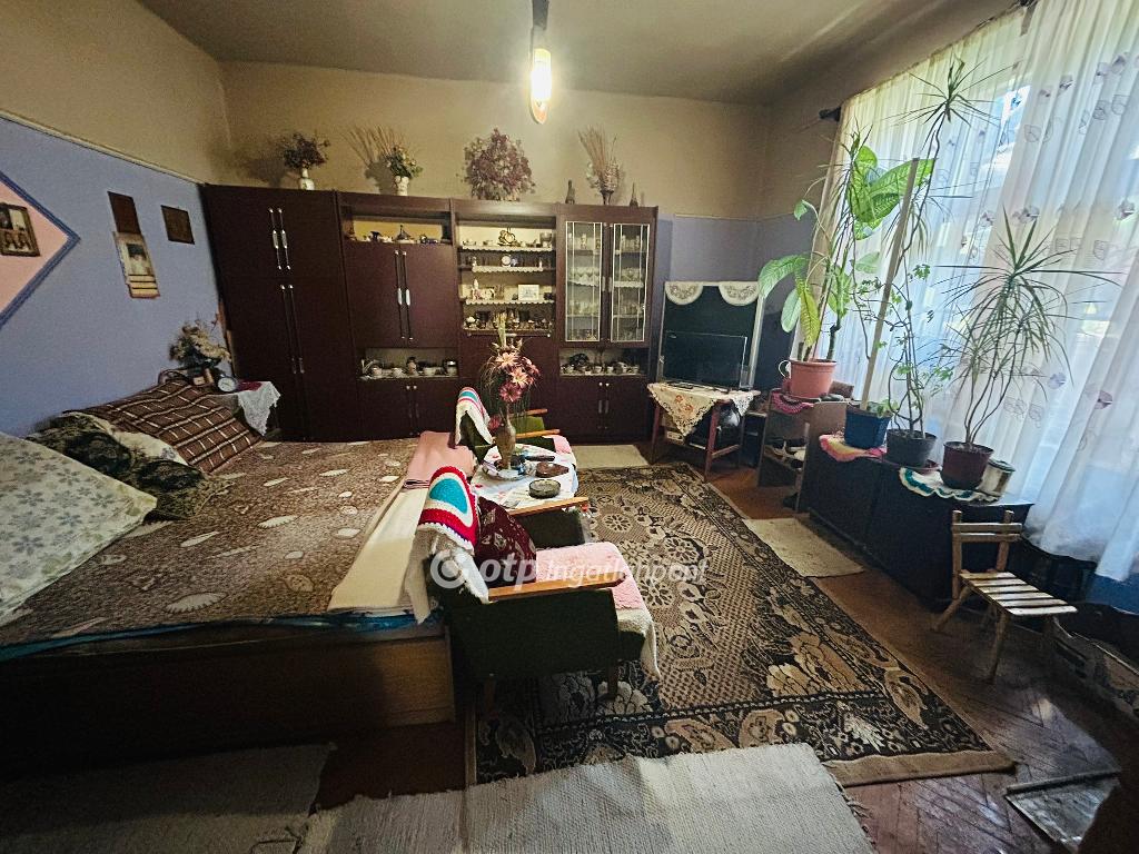 Eladó lakás, Gávavencsellő, 6. kép