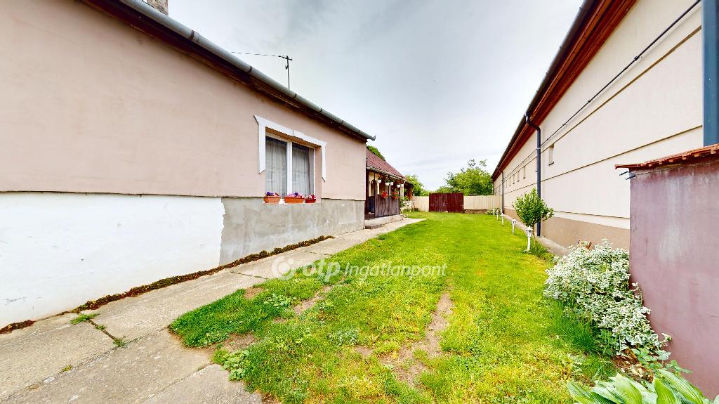Eladó családi ház, Mándok, 19. kép