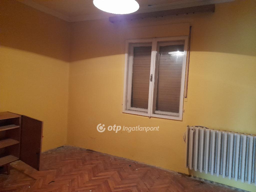 Eladó családi ház, Ajak, 4. kép